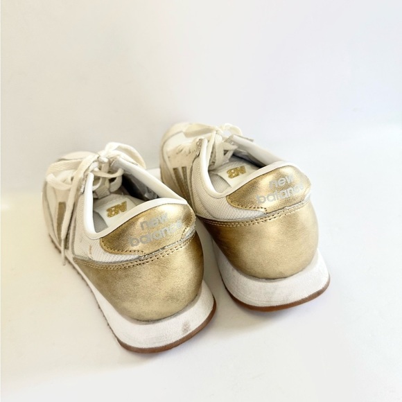 New Balance 620 Gold Metallic Sneakers Suede Size 7 - Picture 4 of 7